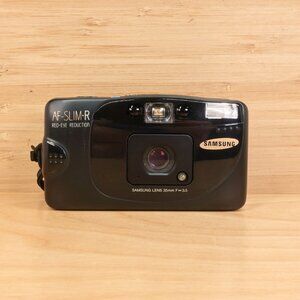 Samsung AF-Slim R 35mm Point & Shoot Film Camera / Tested & Working
